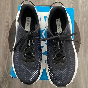Hoka Rincon 3 Sneakers